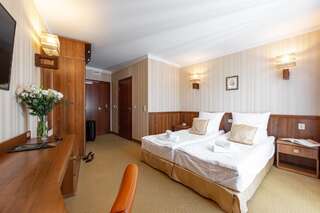 Отели типа «постель и завтрак» Dworek Morski SPA & Wellness Мельно Двухместный номер с 1 кроватью или 2 отдельными кроватями-7